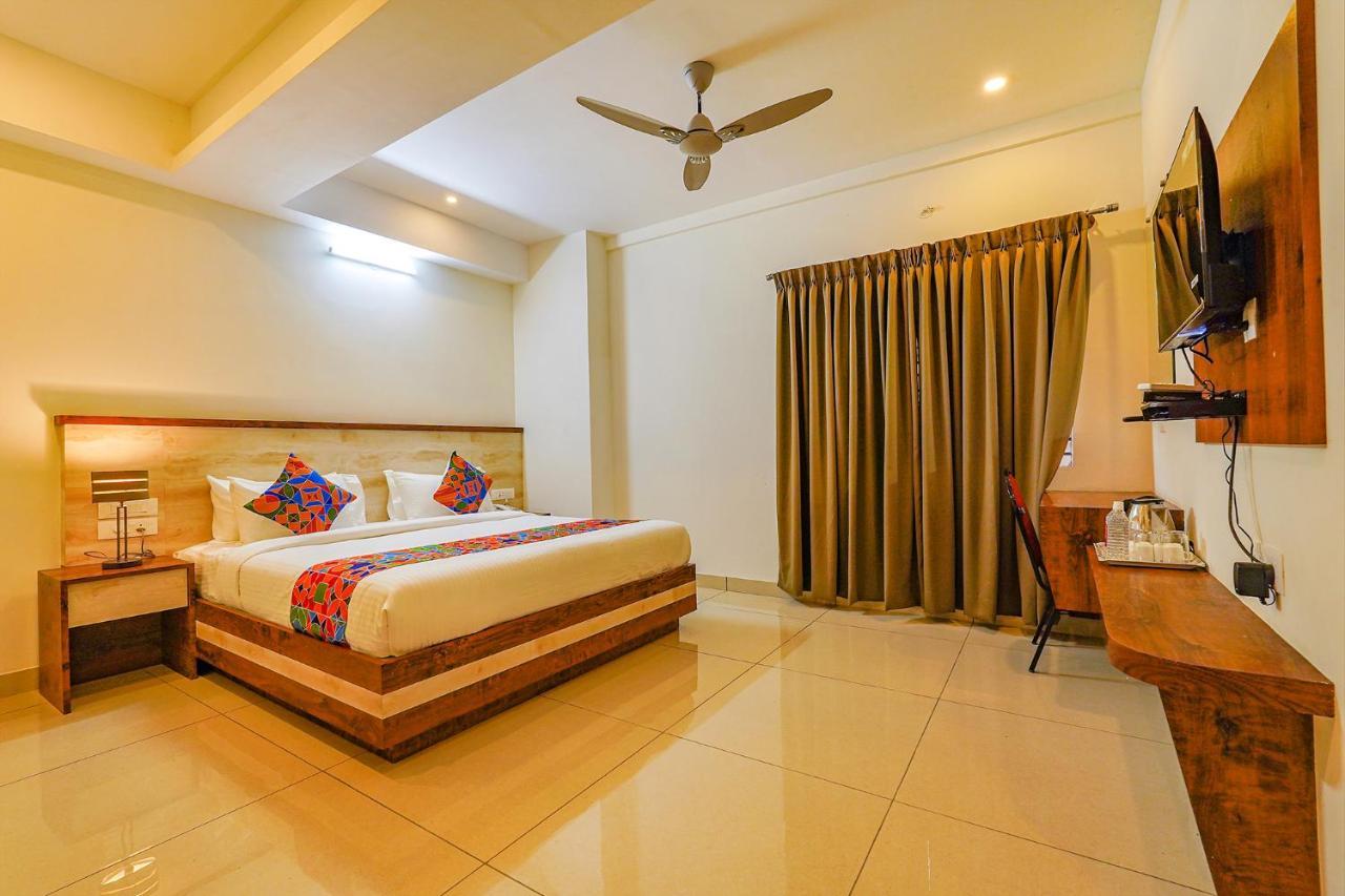Fabhotel Shakthi Suites - Nr Jayadeva Hospital Бангалор Экстерьер фото