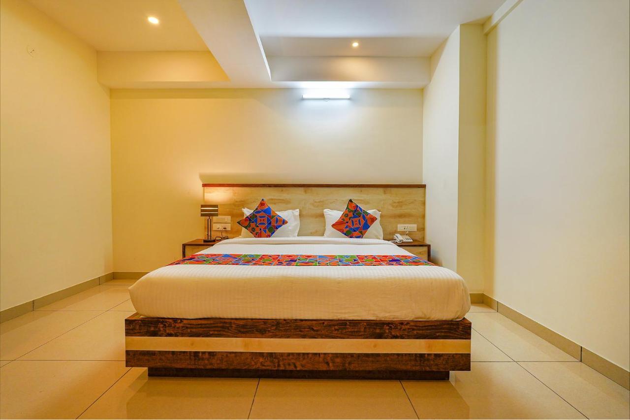 Fabhotel Shakthi Suites - Nr Jayadeva Hospital Бангалор Экстерьер фото